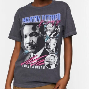 MARTIN Luther King Jr Graphic Tee